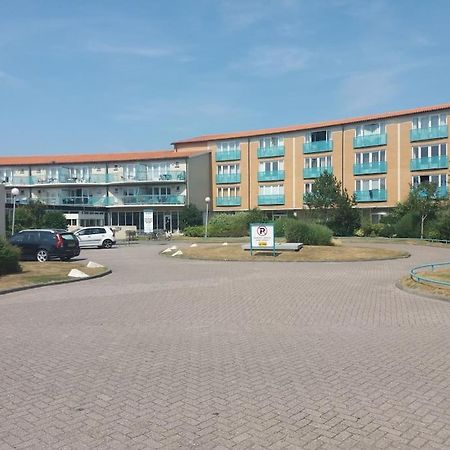 Beach Apartment +/- 5 Minutes To Sea, Self Checkin جوليانادورب المظهر الخارجي الصورة