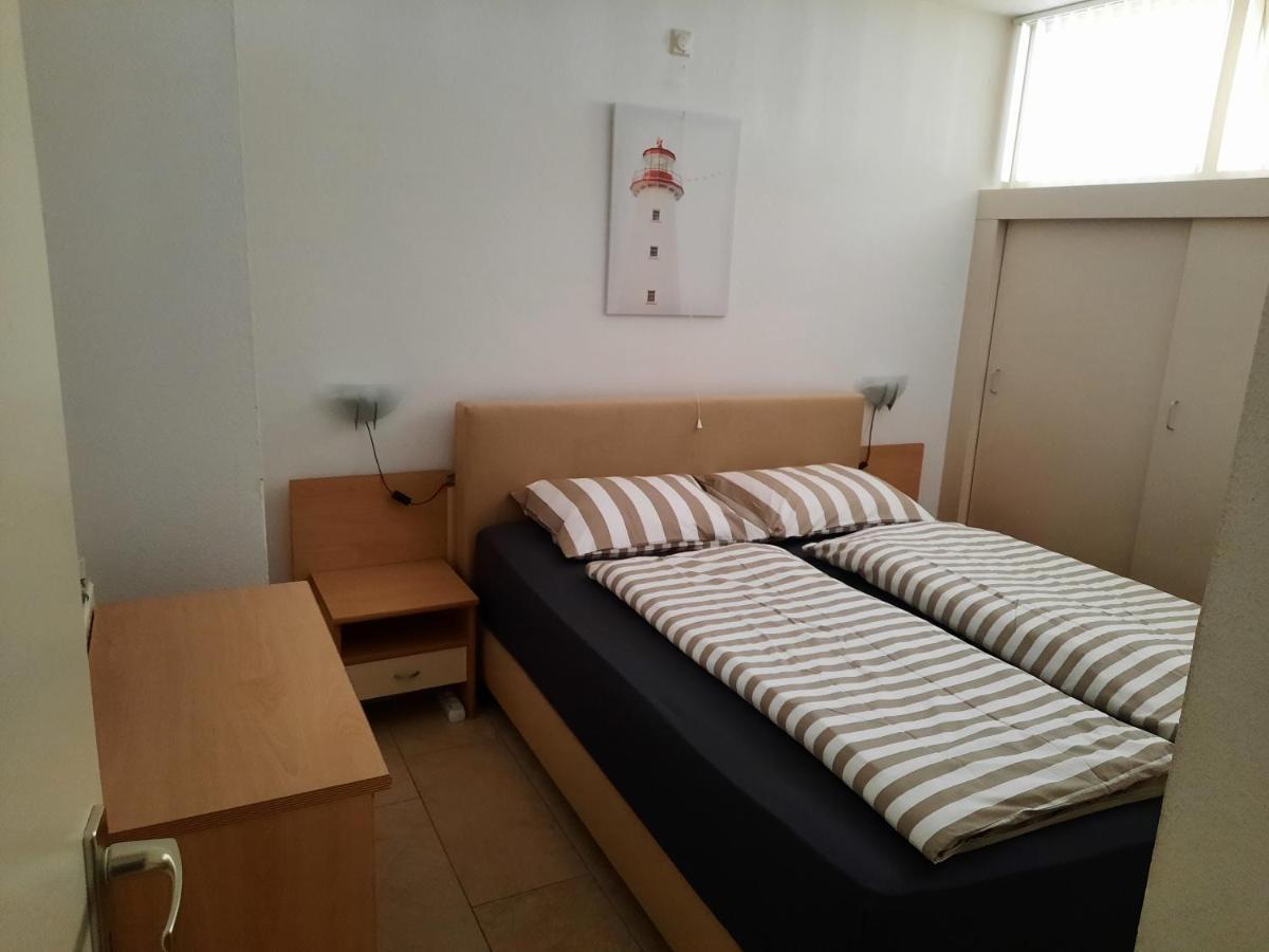 Beach Apartment +/- 5 Minutes To Sea, Self Checkin جوليانادورب المظهر الخارجي الصورة